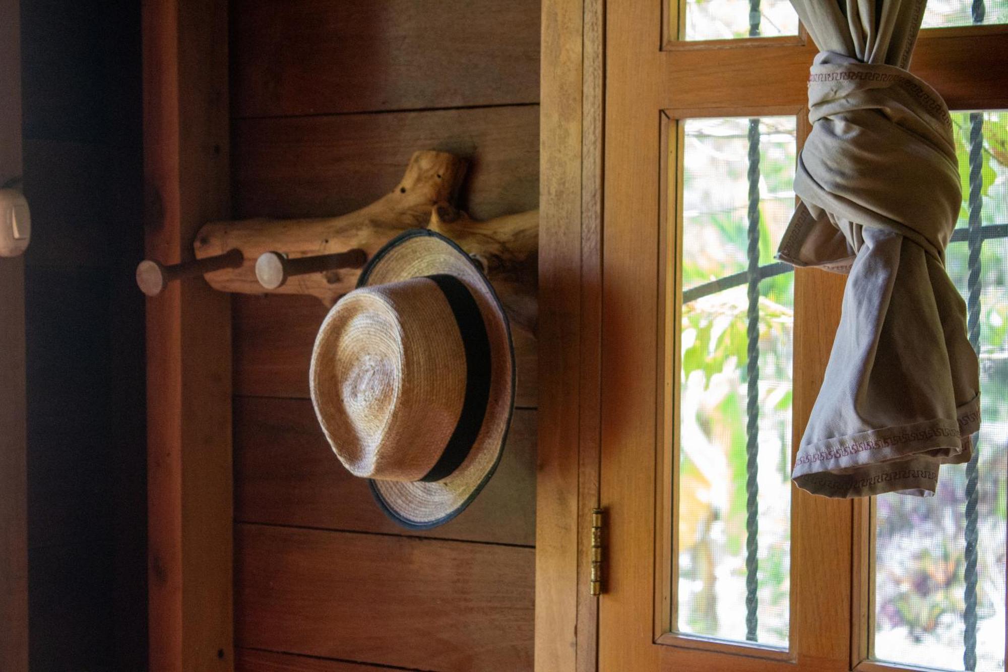 Alice Guesthouse El Remate Zewnętrze zdjęcie