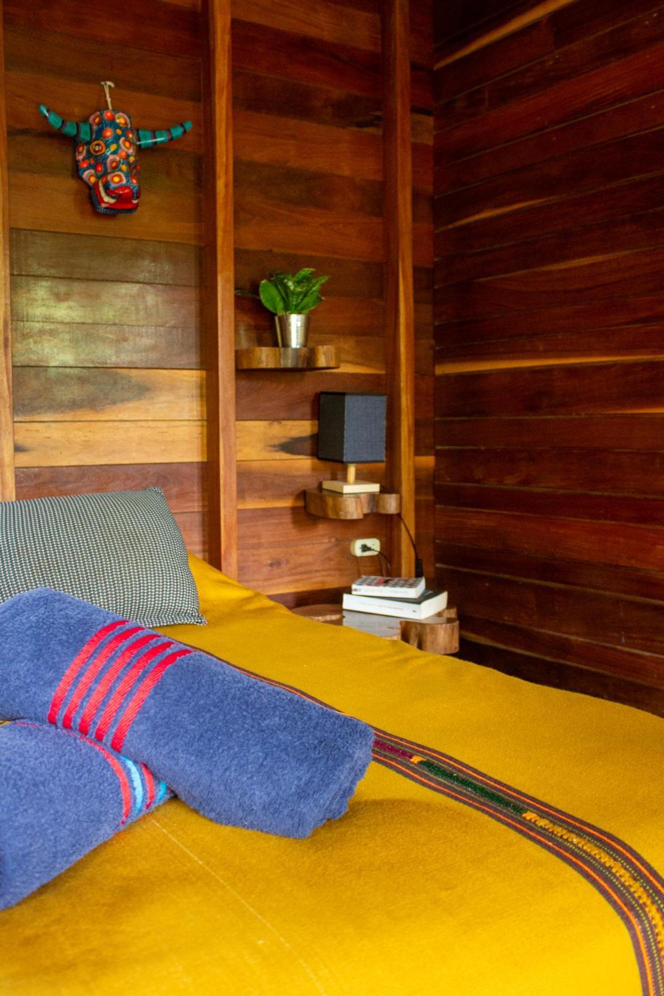 Alice Guesthouse El Remate Zewnętrze zdjęcie