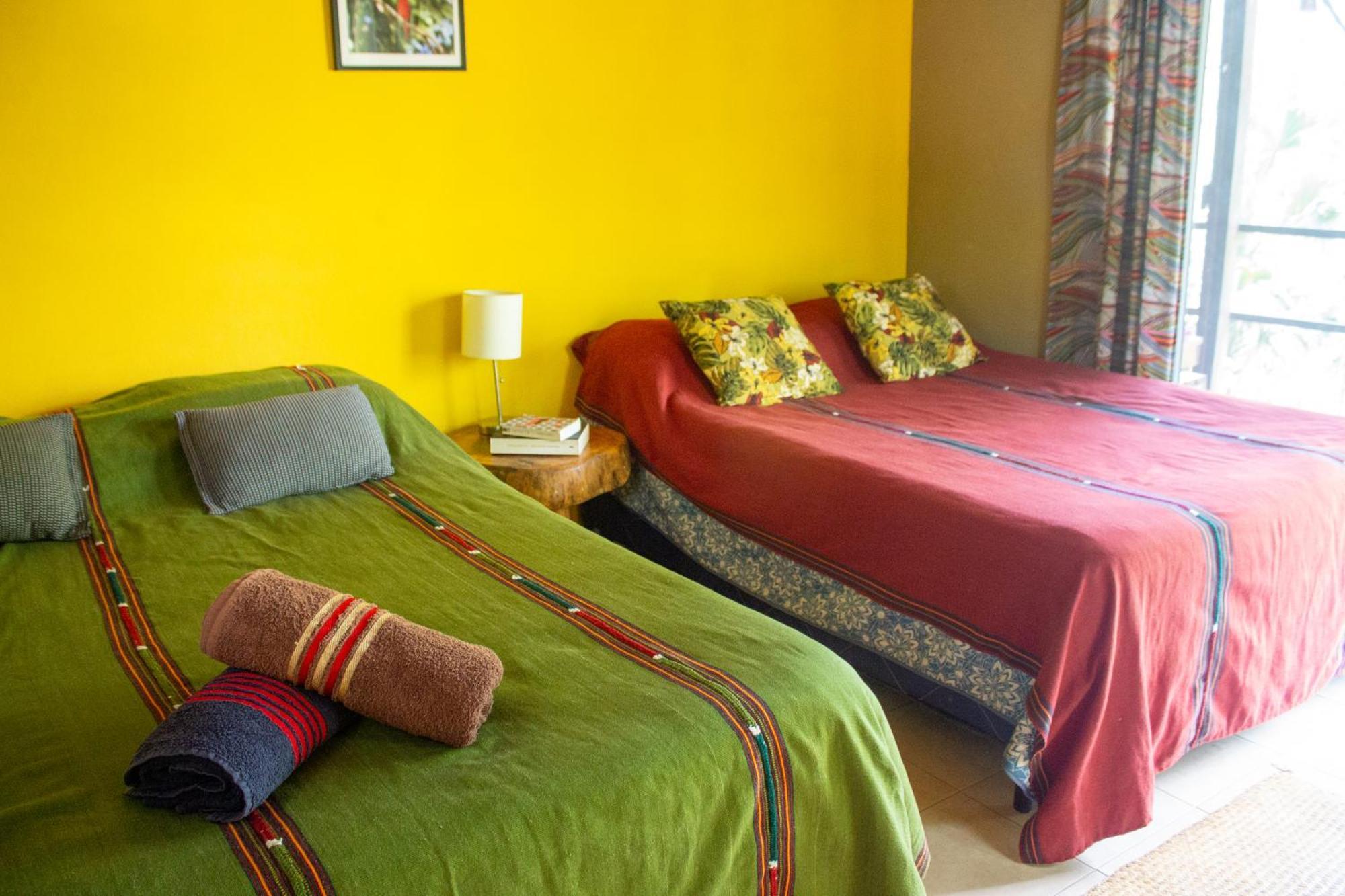 Alice Guesthouse El Remate Zewnętrze zdjęcie